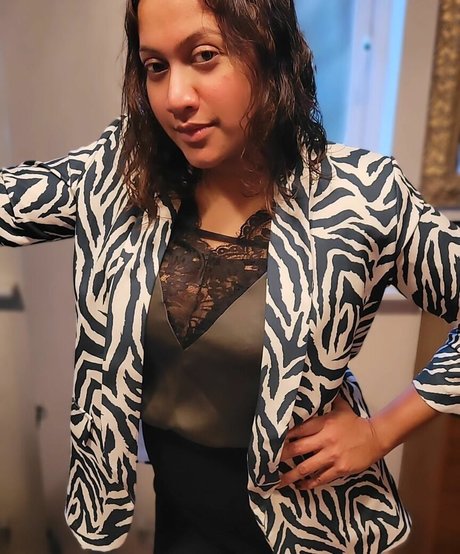 Scarlet Vixen nude star galleries