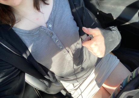 mirror onlyfans erotic picture