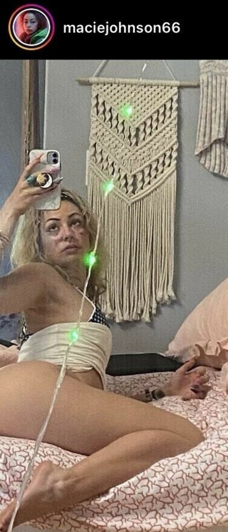 daretobelilith star high quality gallery