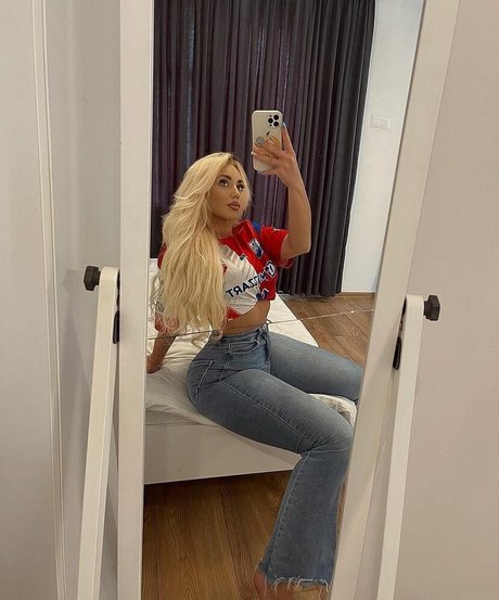 Kicaa Kristina Stani pretty pornstar images