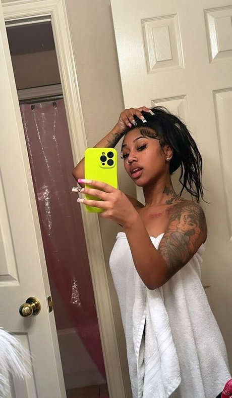 OfficialLadiiScorpio top pornstar photo