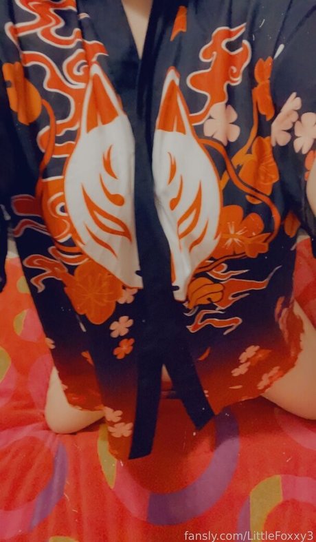 LittleFoxxy3 nude star archive