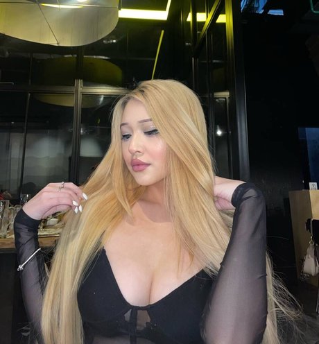 didaenerys pornstar naked pics