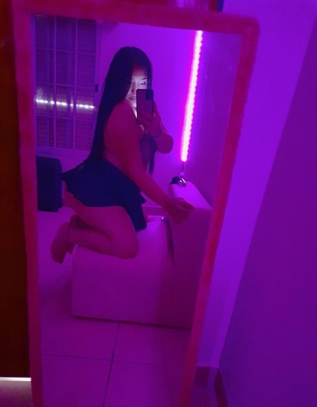 XFREYAAXX star adult image