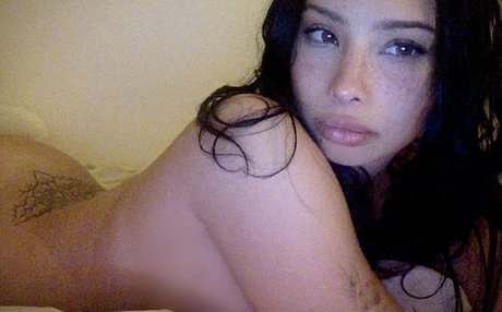 user0010001010 star nudes photo