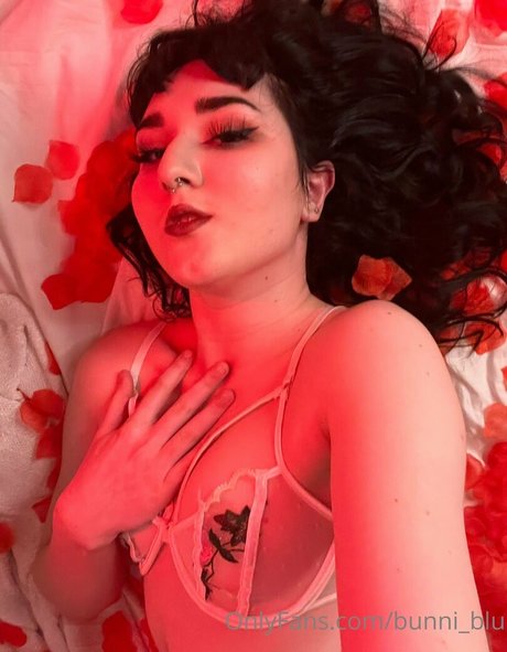 bunni blu pornstar art image