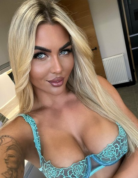 mirror onlyfans sexy naked images