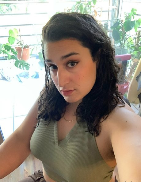 jewelsbyjules nice model pic