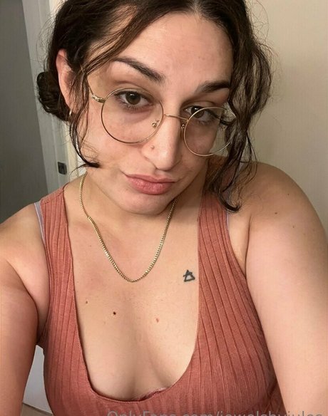 jewelsbyjules best model images