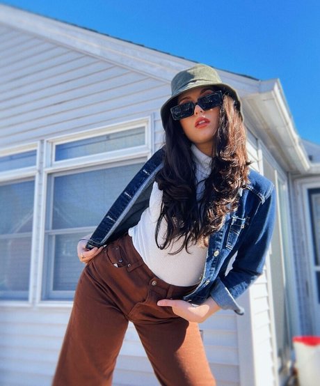 mommy son onlyfans naked images