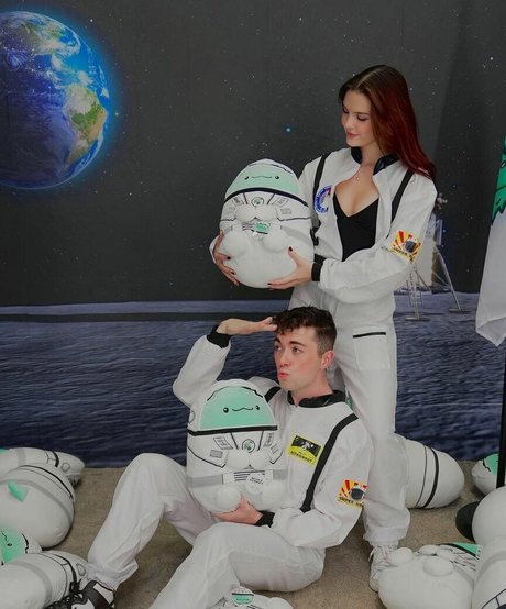 McKenzie Bell model xxx images