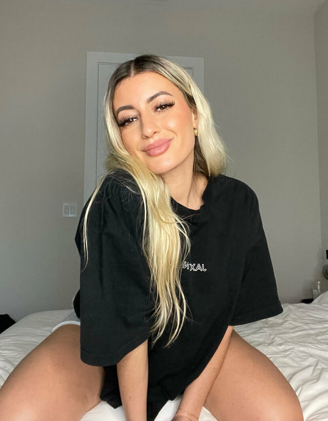 anabanana hot model galleries