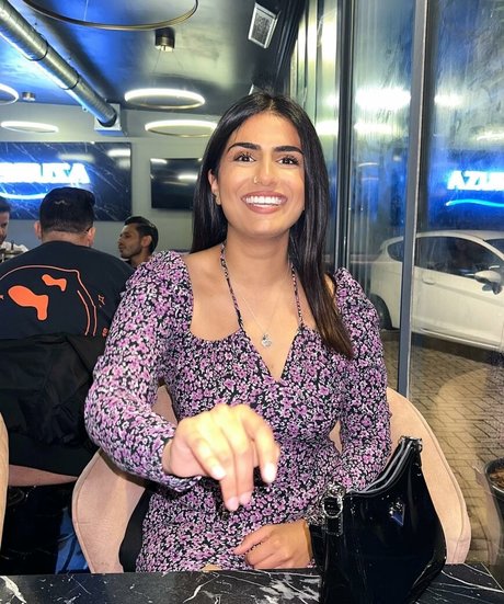 Tindy Kaur star perfect images