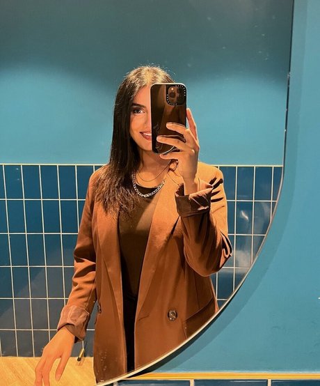 Tindy Kaur star exclusive galleries