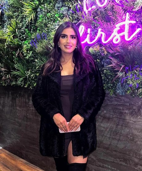 Tindy Kaur star high quality image