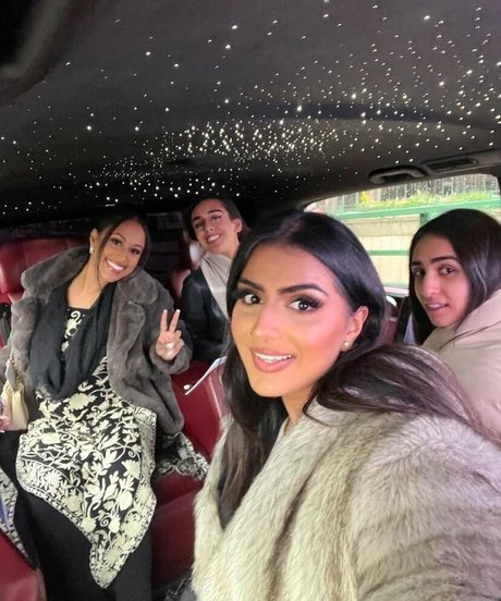 Tindy Kaur xxx star pics