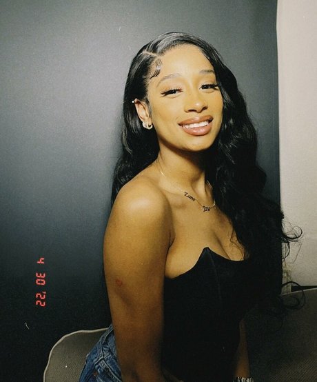 Capeverdian model beautiful pic