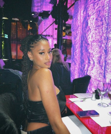 Capeverdian pornstar erotic photos