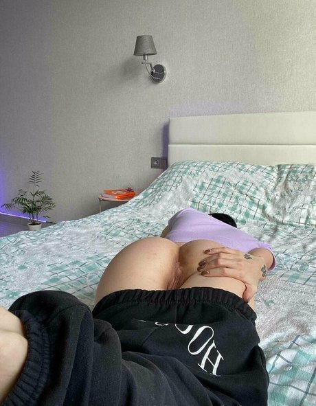 karinasweety69 nudes star image