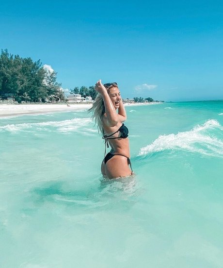 swinger milf onlyfans porno pic