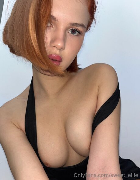 petite slut onlyfans erotic archive