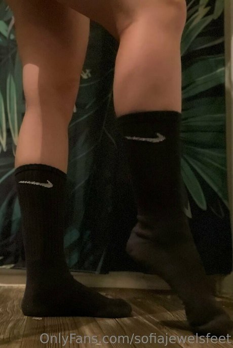 sofiajewelsfeet hot star pictures