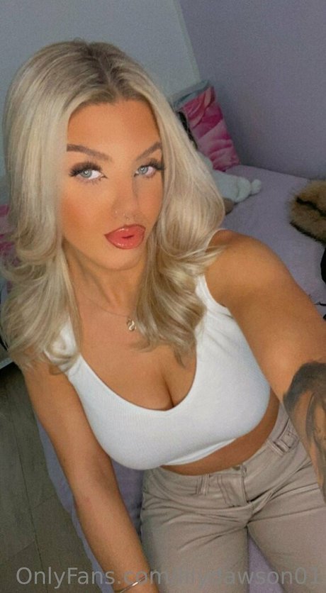 lilydawson01 hot model pic