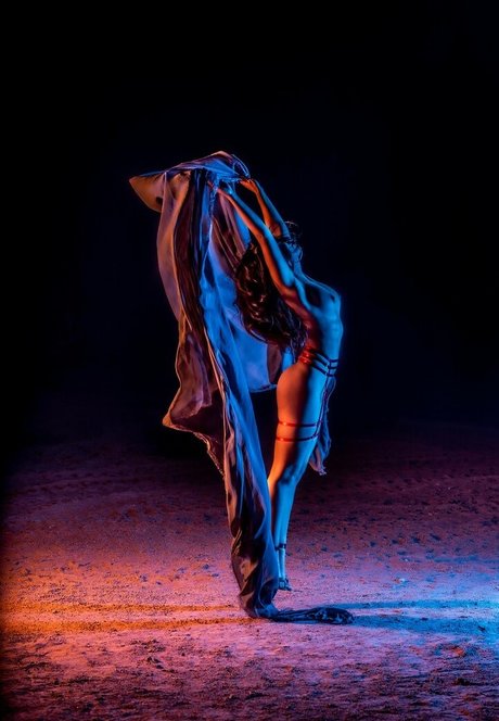 Taleia Model pornographic star photo