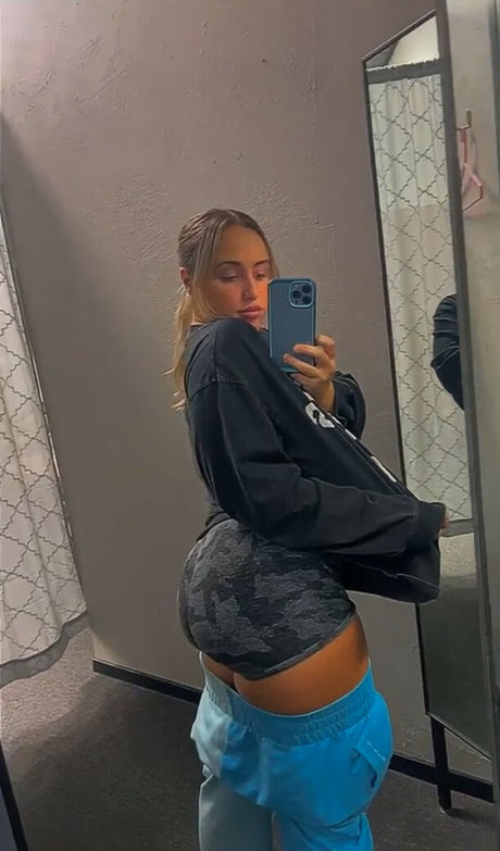 Realragergirl pretty pornstar picture