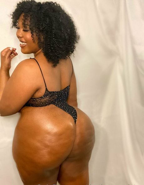 thatisssmysister naked star galleries