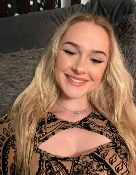 cute asian onlyfans art naked img