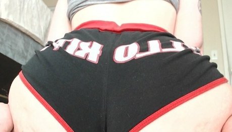 young onlyfans beautiful nude pic