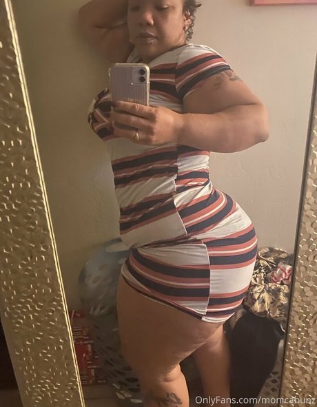 monicabunz model art gallery