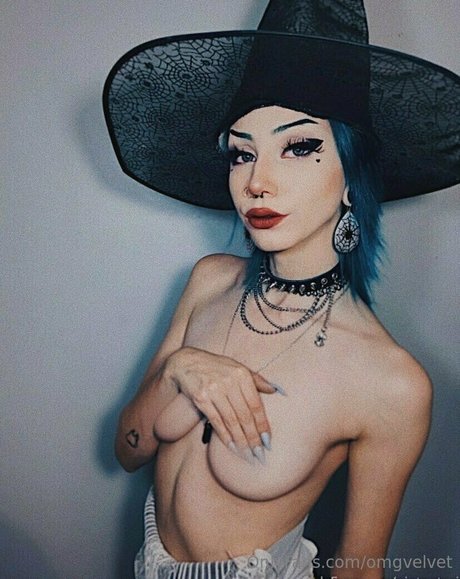 omgvelvet star exclusive pics