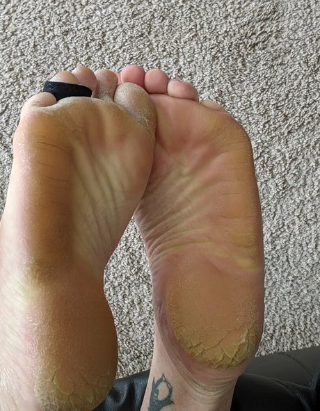 flirtyf33t94 model sexy photos