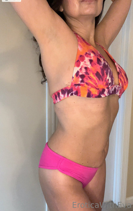 eroticawitheva exclusive pornstar images