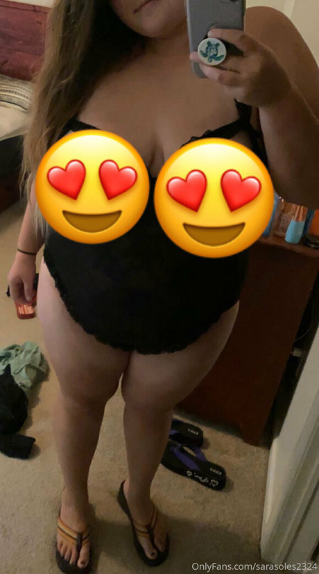 sarasoles2324 naked pornstar archive