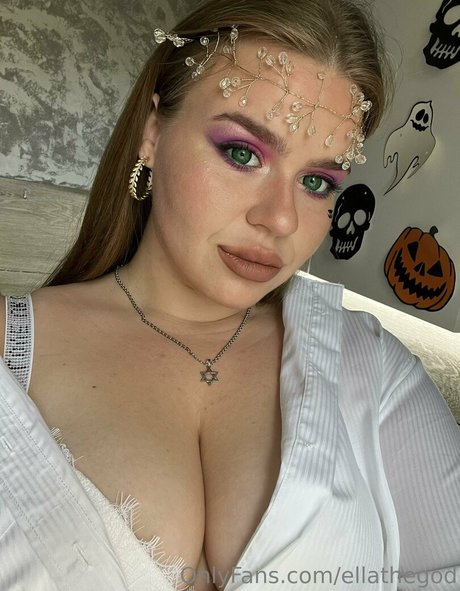 amelia diaz high quality model image