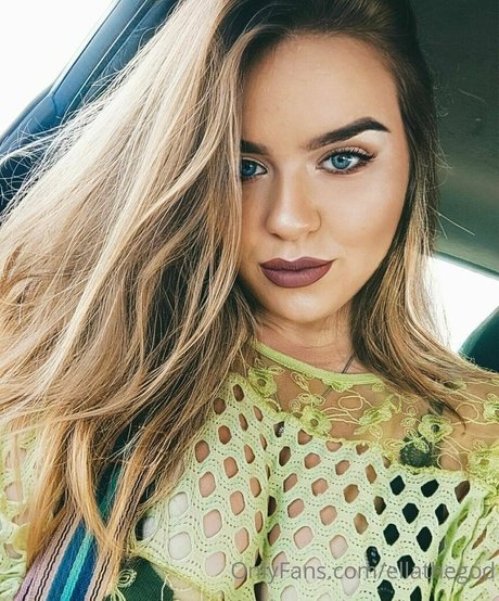 amelia diaz model sexy photo