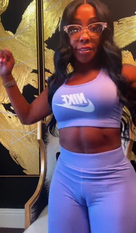 Coach Stormy pornstar nude pictures