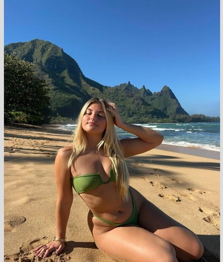 Kirra Sullivan nude model galleries