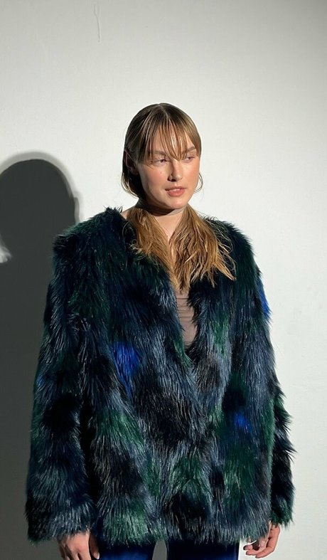 Naomi Reyners nice star photos