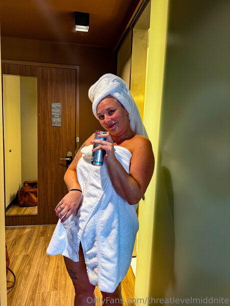 eating onlyfans beautiful nude archive