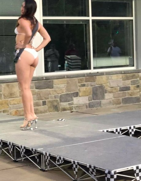 chubby girls onlyfans beautiful naked photo