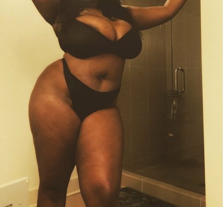 ebony midget onlyfans art xxx picture