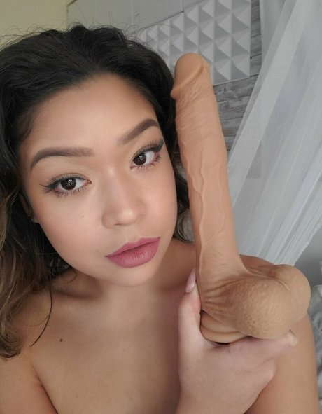 Babylumpiia exclusive pornstar pictures