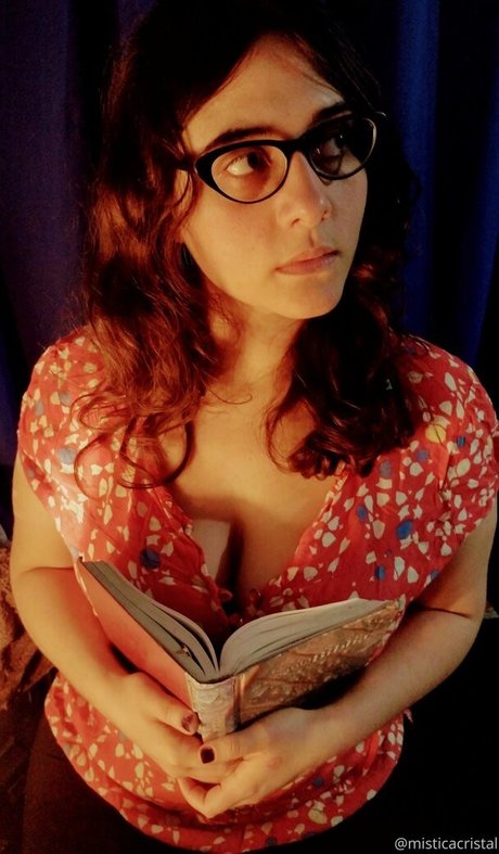 misticacristal model best image