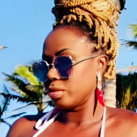 Adelia Soares star hd photos