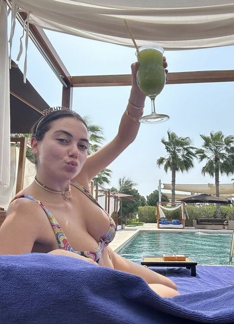 Yluna DeParis star high quality galleries