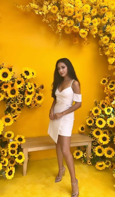 Serena Milan star perfect photos